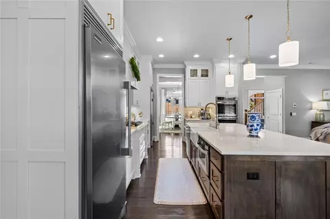 Kitchen - 4061 Legacy Dr, Springdale, AR 72762 photo 3 of 4