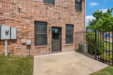 Exterior - 4061 Legacy Dr, Springdale, AR 72762 photo 6 of 7