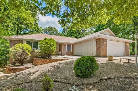 4 Tisbury Ln, Bella Vista, AR 72715