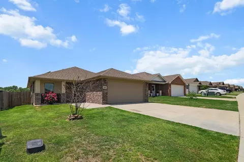 6005 Sherman St, Bentonville, AR 72713