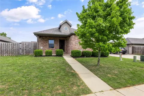 3806 SW Capstone Ave, Bentonville, AR 72712