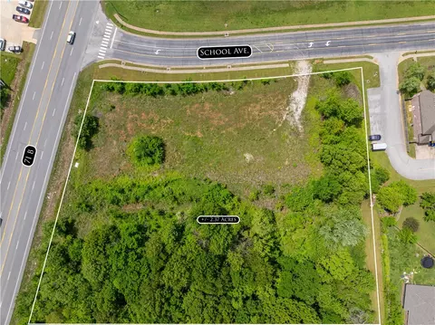 N Bloomington, Lowell, AR 72745 photo 2