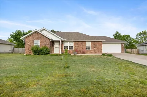 1293 Middlefork Rd, Elkins, AR 72727