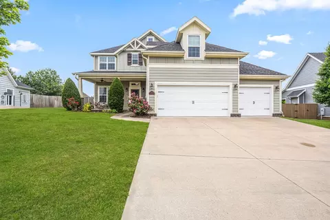 1201 Chancery Ln, Cave Springs, AR 72718