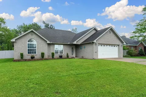 940 Todd Cir, Pea Ridge, AR 72751