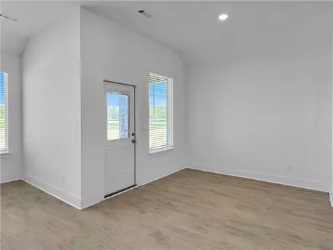 814 Heeler Ave, Lowell, AR 72745 photo 6