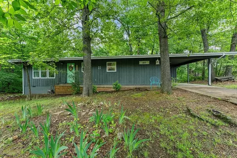 11 Duvall Ln, Bella Vista, AR 72715