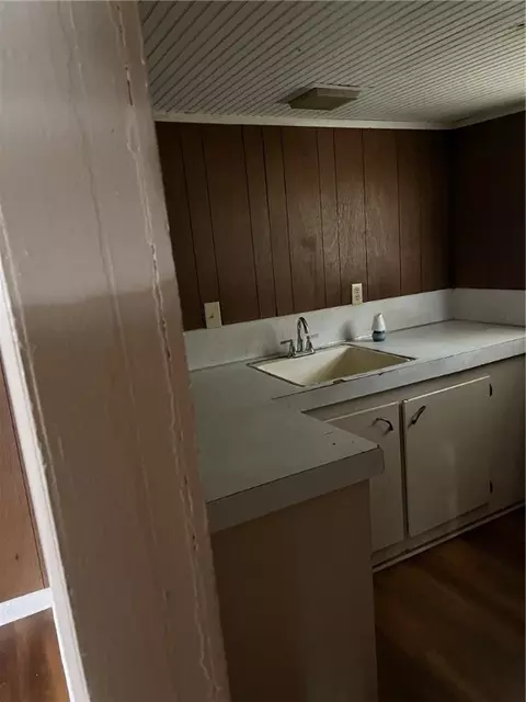Kitchen - 218 E Velma Ave, Springdale, AR 72764 photo 2 of 2
