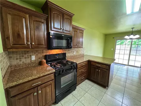 2909 S E St, Rogers, AR 72758 photo 8