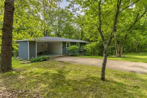 1 Heath Ln, Bella Vista, AR 72714