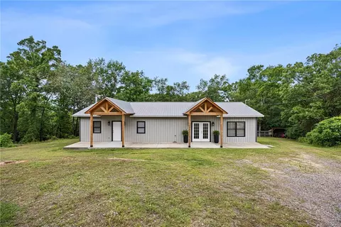 725 County Road 2700, London, AR 72847