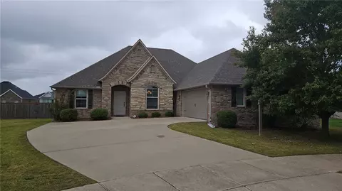 4500 Marble Cv, Bentonville, AR 72713