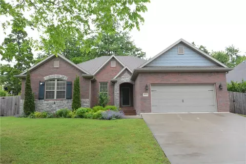3873 Williams Cv, Springdale, AR 72764