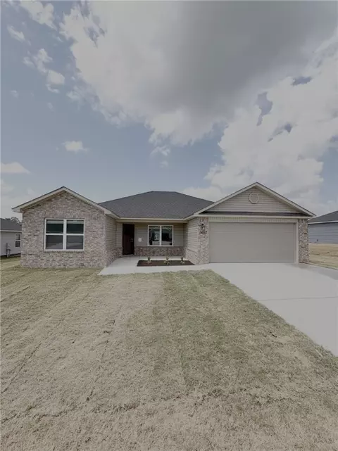 1407 E Piedmont Ct, Siloam Springs, AR 72761