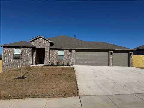 1042 Vista Ave, Prairie Grove, AR 72753