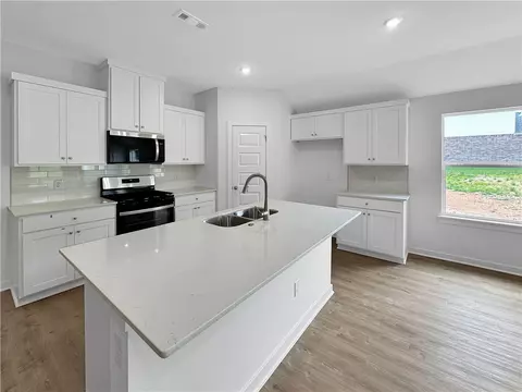 1675 Ridgeview Dr, Springdale, AR 72762 photo 5