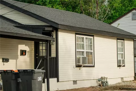 415 N Kansas St #ABC, Springdale, AR 72764