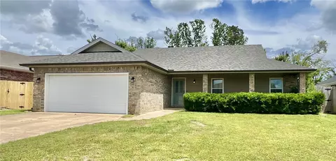907 S 23rd St, Rogers, AR 72758