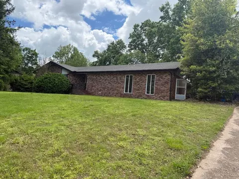 1210 Speer Dr, Harrison, AR 72601