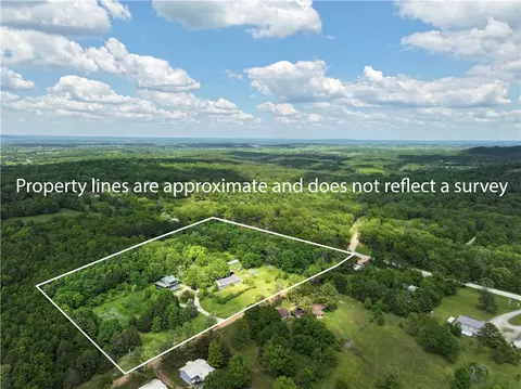 70 Cr 278, Eureka Springs, AR 72632
