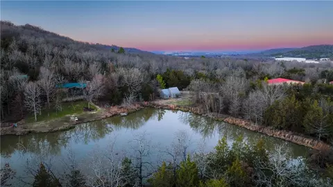 407 W Short St, Fayetteville, AR 72701