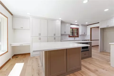 1640 N Boston Pl, Fayetteville, AR 72703