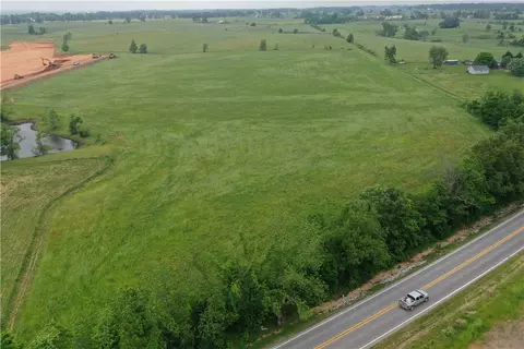 W Ar-264, Bentonville, AR 72713