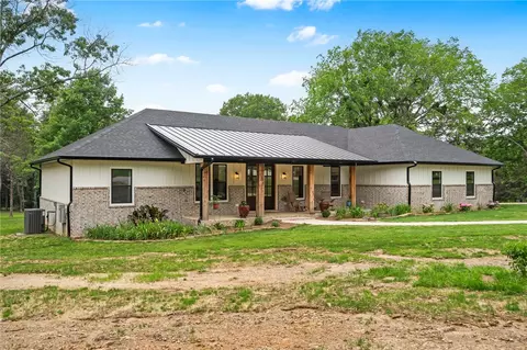 Exterior - 12585 Patton Rd, West Fork, AR 72774 photo 3 of 8