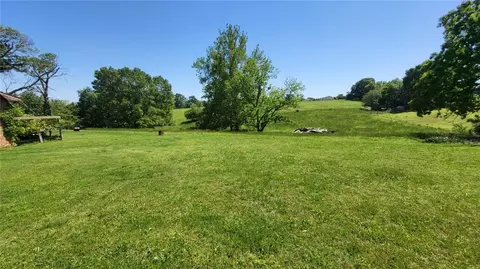 2908 Ozark Acres Dr, Bentonville, AR 72713