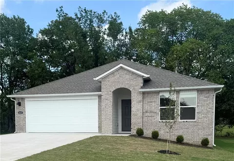 3117 N Bella St, Siloam Springs, AR 72761