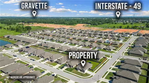 View/Area - 901 Redfree Dr, Bentonville, AR 72712 photo 8 of 9
