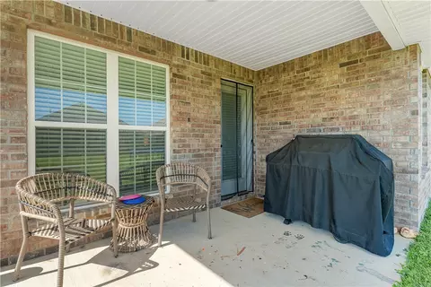 Exterior - 901 Redfree Dr, Bentonville, AR 72712 photo 5 of 11