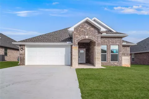 1100 Ari Ave, Centerton, AR 72719