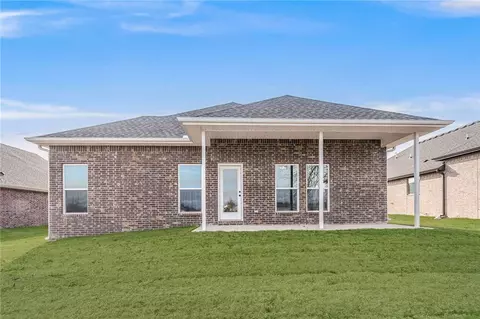 Exterior - 1100 Ari Ave, Centerton, AR 72719 photo 3 of 3