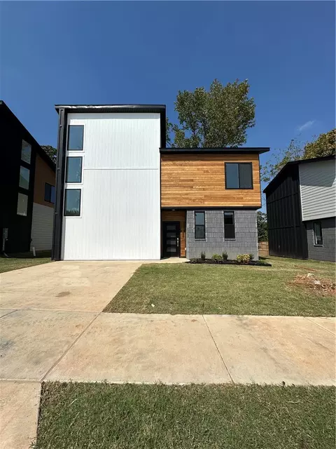2605 W Bonnie Ln, Rogers, AR 72758