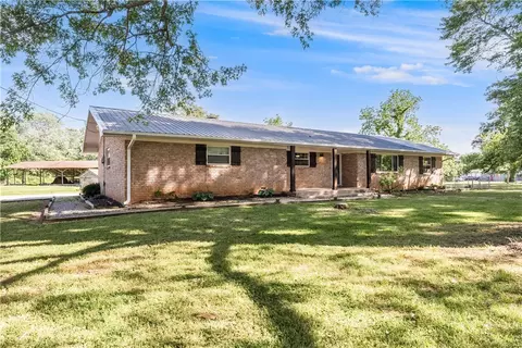 125 E Orchard Ln, Rogers, AR 72756