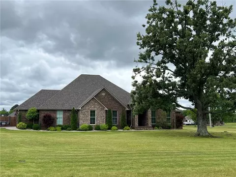 Exterior - 2704 Bugscuffle Rd, Lavaca, AR 72941 photo 6 of 6