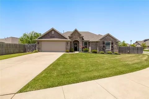 4471 W Oldham Dr, Fayetteville, AR 72704