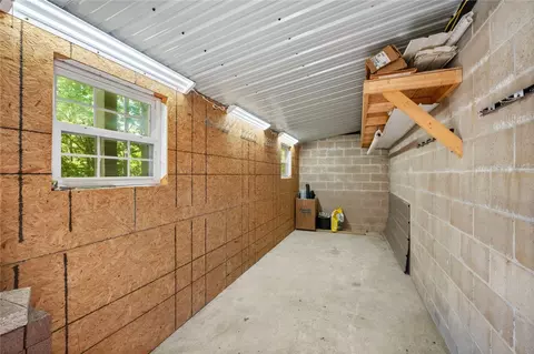 Entry Way - 6 Rivercliff Rd, Rogers, AR 72756 photo 2 of 2