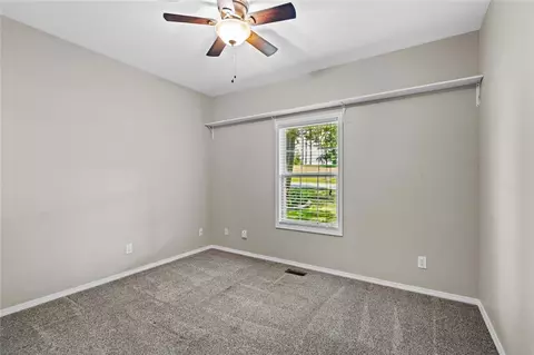 Bedroom - 6 Rivercliff Rd, Rogers, AR 72756 photo 3 of 4