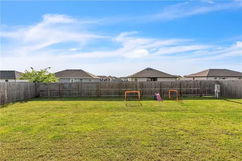 Exterior - 12 E Loveland Loop, Farmington, AR 72730 photo 8 of 18