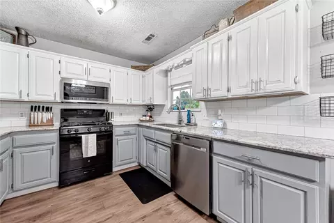 411 Ford St, Centerton, AR 72719 photo 7