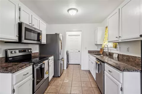 Kitchen - 7886 Burns St, Seligman, MO 65745 photo 1 of 1