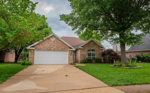 4509 W Highland Knolls Rd, Rogers, AR 72758