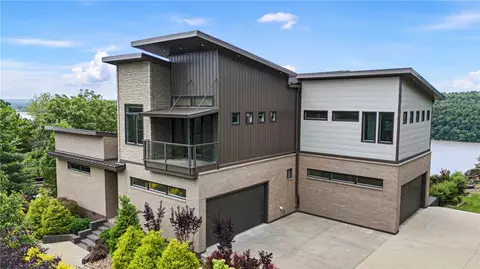 22 Rim Rock Rd, Russellville, AR 72802