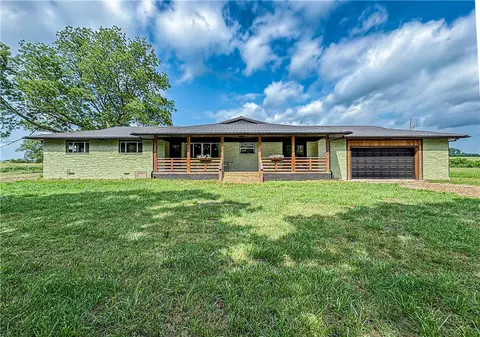 568 County Road 447, Berryville, AR 72616