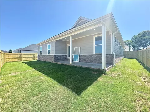 Exterior - 3704 Tranquility St, Springdale, AR 72764 photo 3 of 5