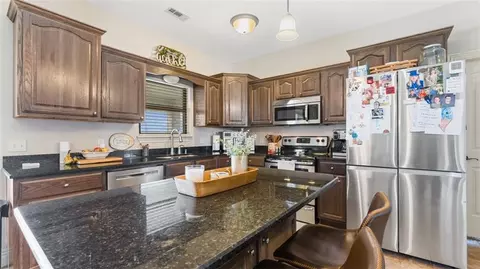 Kitchen - 13401 Loyle Ln, Gravette, AR 72736 photo 4 of 5