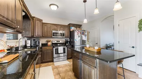 Kitchen - 13401 Loyle Ln, Gravette, AR 72736 photo 3 of 5