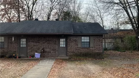 504 E 506 E G St, Russellville, AR 72801